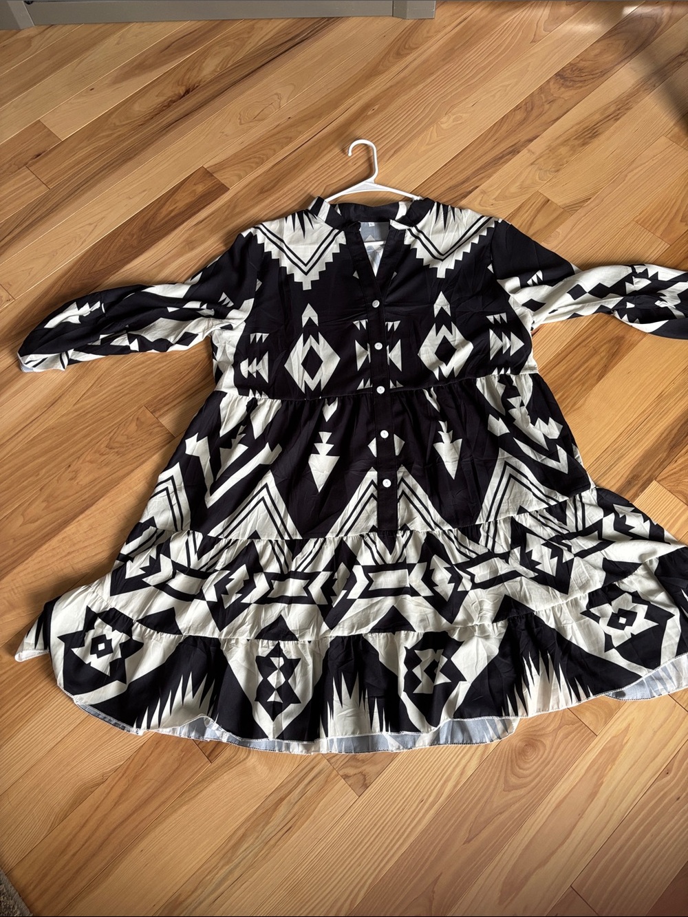 Amazon Black and White Geometric Tiered Long Sleeve Dress